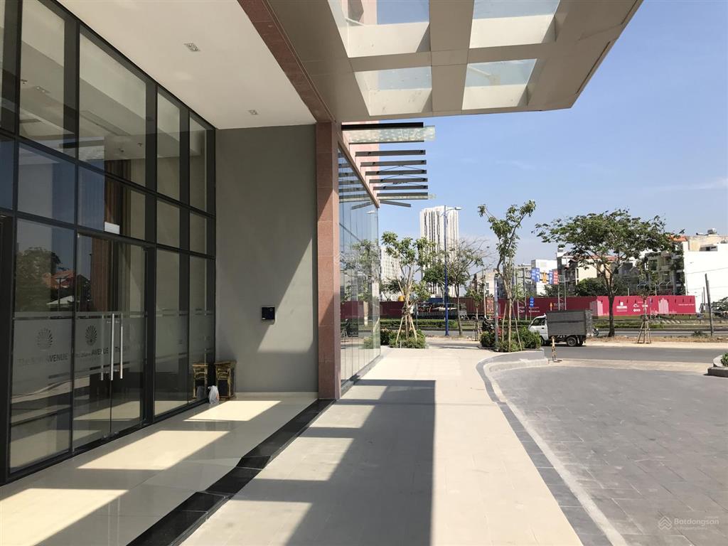 Bán shophouse the sun avenue tháp 8 căn góc 2mt đường 51 và đồng văn cống