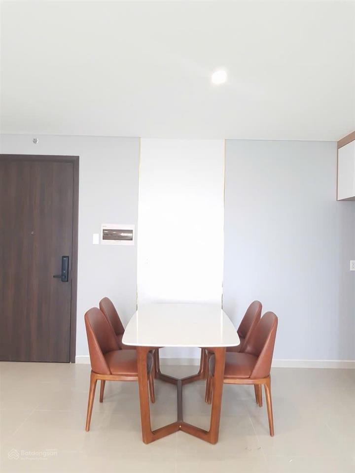 Cho thuê căn hộ 2pn nội thất đầy đủ giá 15 triệu view sông saigon