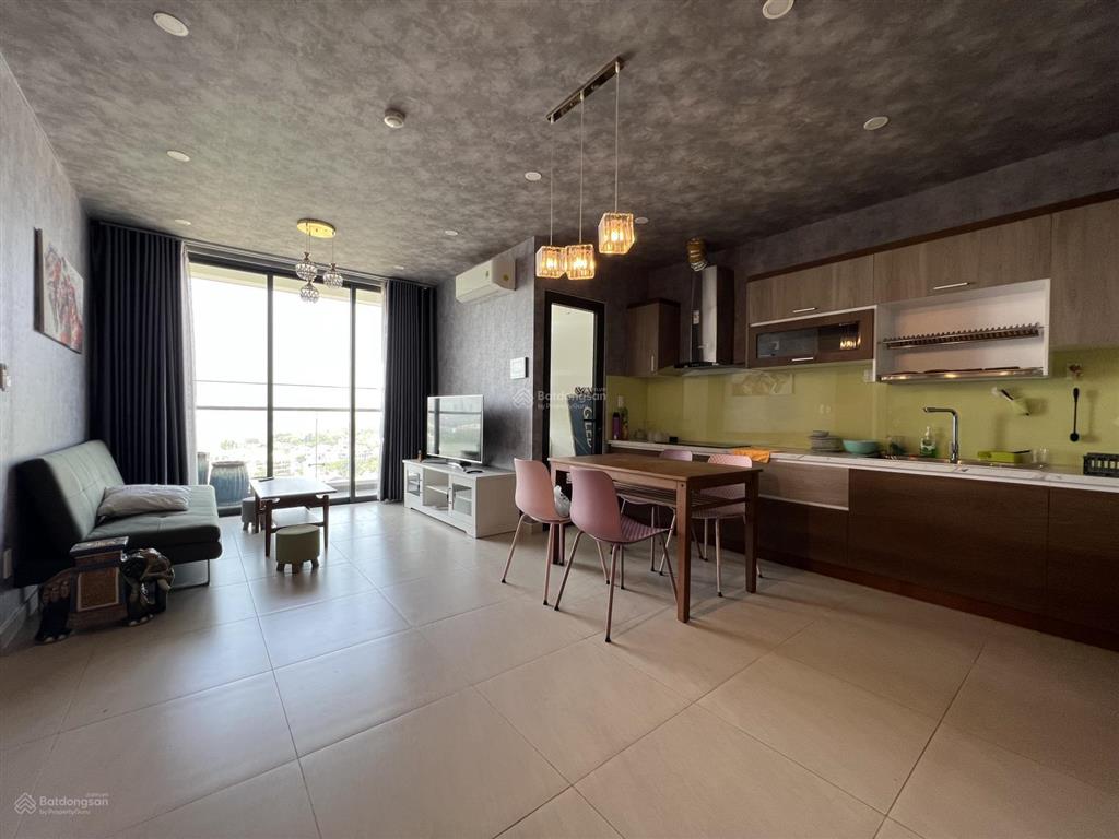 Căn hộ 80m2 đầy đủ nội thất view landmark 81 và sông saigon