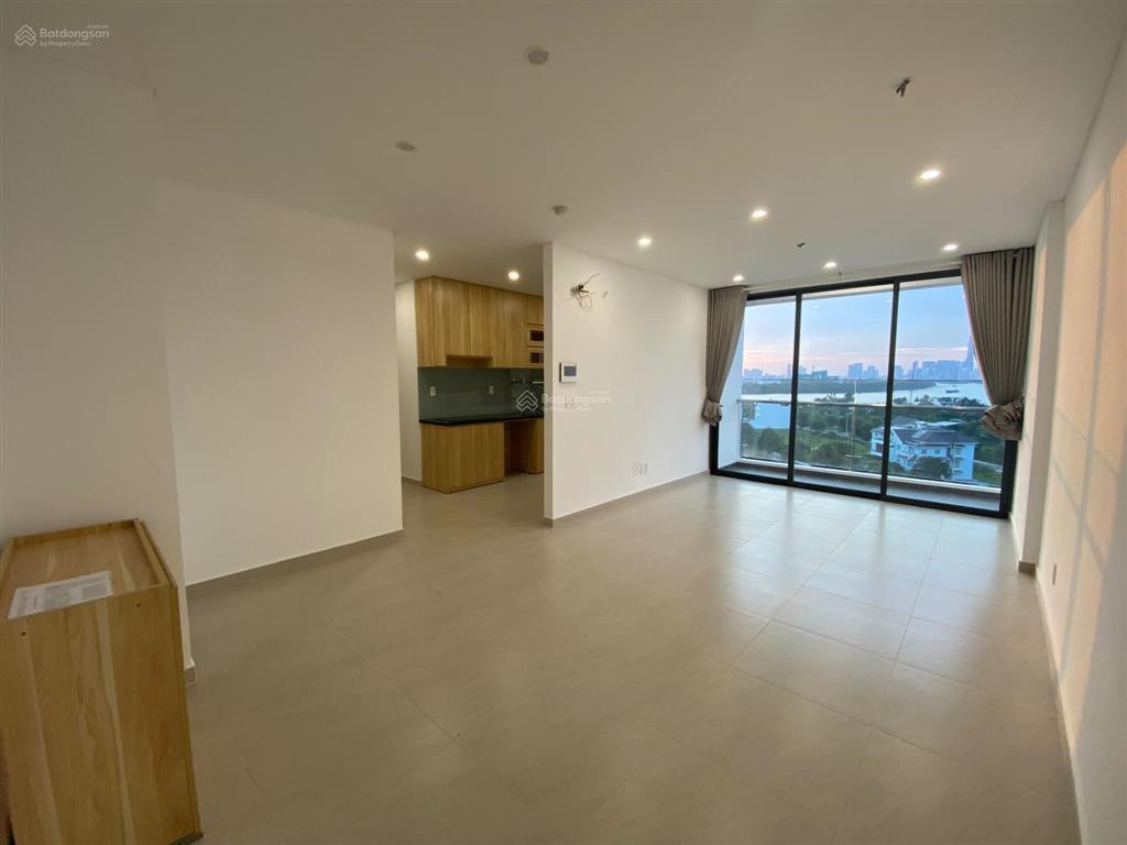 Cho thuê căn hộ 2pn 2wc ntcb view sông và công viên, diện tích 80m2 giá 14 triệu/tháng