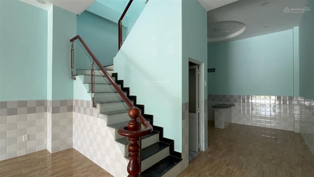 Cho thuê nhà phố 1t 1l ngay vinhomes grand park giá 15 triệu/tháng