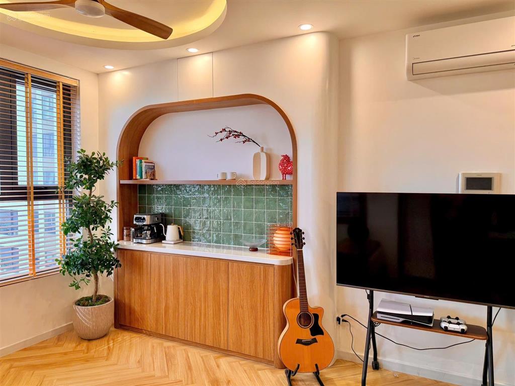 Bán căn hộ 1pn đầy đủ nội thất view sông và công viên