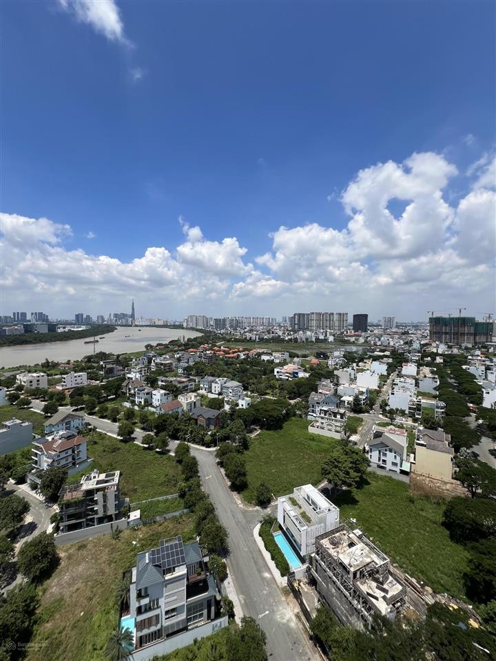 Bán căn hộ 2pn thủ thiêm dragon view landmark 81 và sông saigon tầng cao, view đẹp, giá rẻ