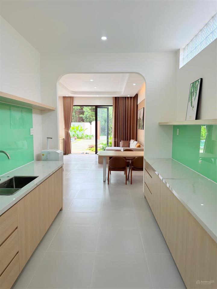 Nhà vườn mới đẹp gần biển dt 367m210x36160m2 thổ cư
mặt tiền đường nhựa 8m gần quốc lộ( 800m)