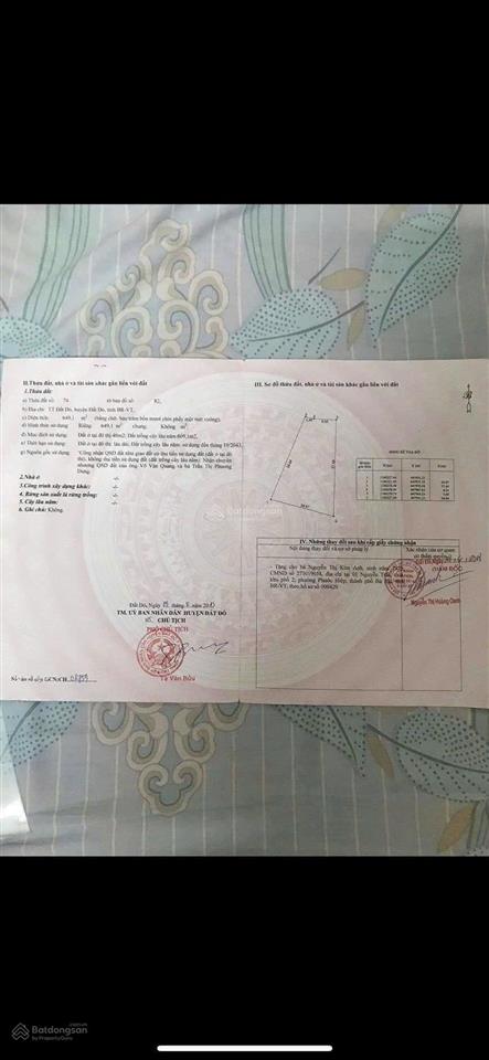 Lô nhà vườn gần chợ đất đỏ  649m2, nở hậu 25m, giá 2,25 tỷ