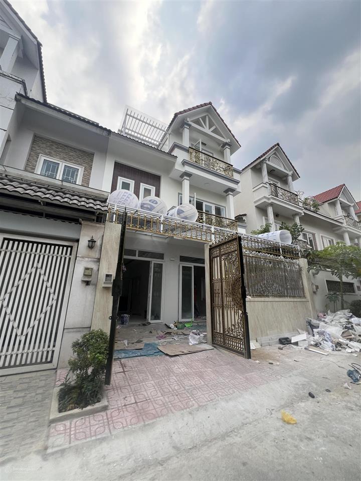 37tr/tháng! nhà biệt thự quang trung (15x16m) 1 trệt  2 lầu  có sân vườn