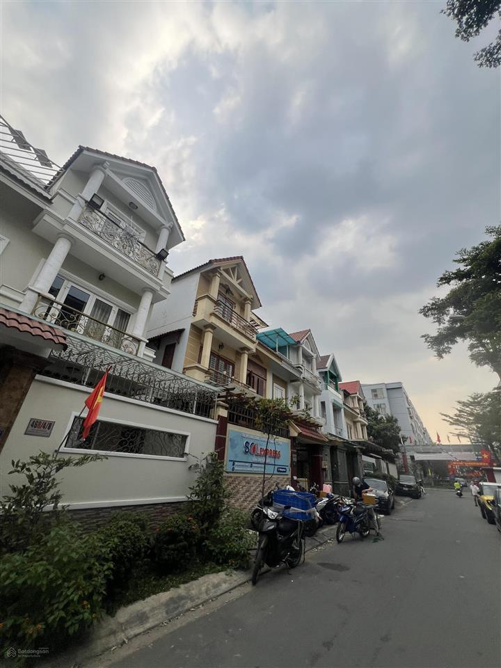 37tr/tháng! nhà biệt thự quang trung (15x16m) 1 trệt  2 lầu  có sân vườn