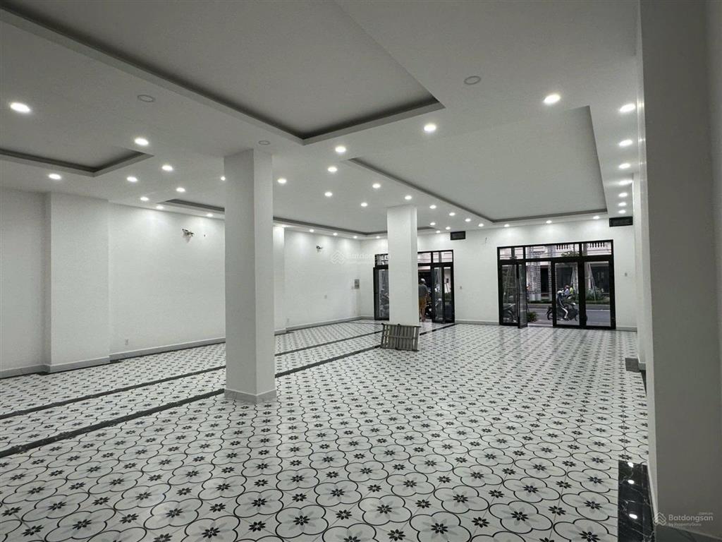 110 triệu/tháng mặt tiền cityland park hills phường 10, gò vấp
