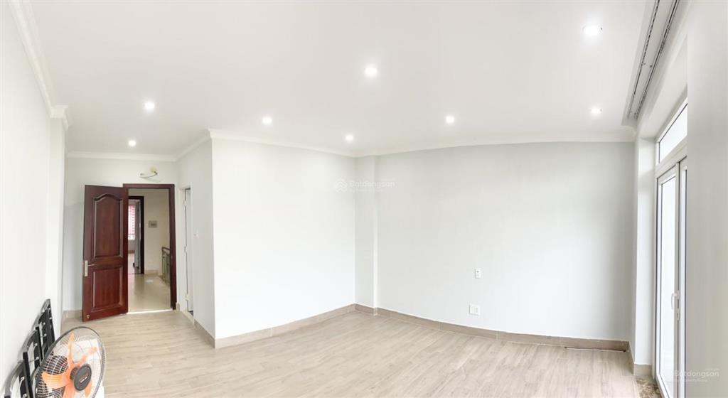 20.5 tỷ (5x20m) 1 trệt 3 lầu có thang máy. khu cityland z751 nguyễn oanh & trần thị nghỉ