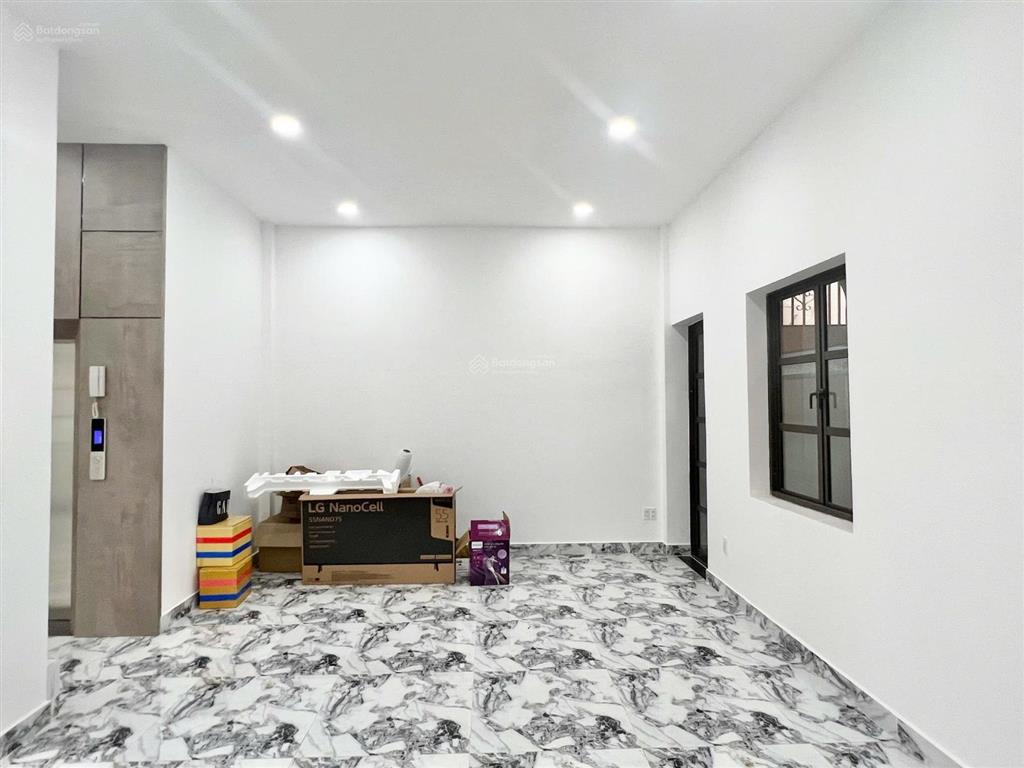 Cho thuê căn góc 2 mặt tiền đường số kdc cityland park hills (7x20m) 1 hầm 4 lầu