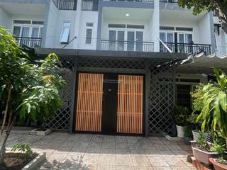 Nhà 3 tầng phúc an city, sổ hồng riêng, hoàn công, full nội thất xịn, 3pn, cạnh hóc môn