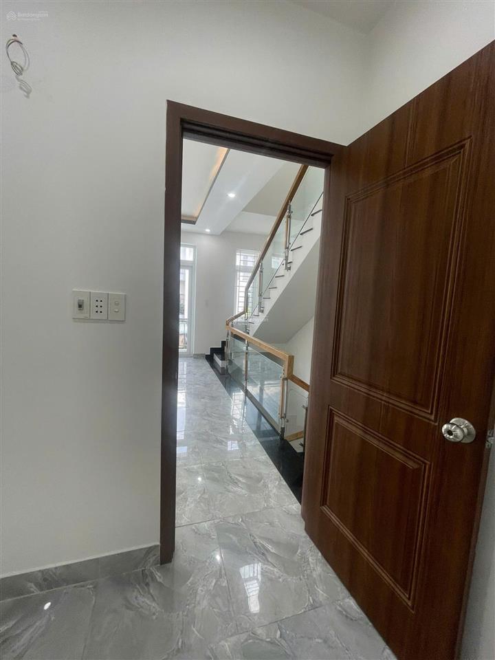 Nhà 3 tầng phúc an city, sổ hồng riêng, hoàn công, full nội thất xịn, 3pn, cạnh hóc môn