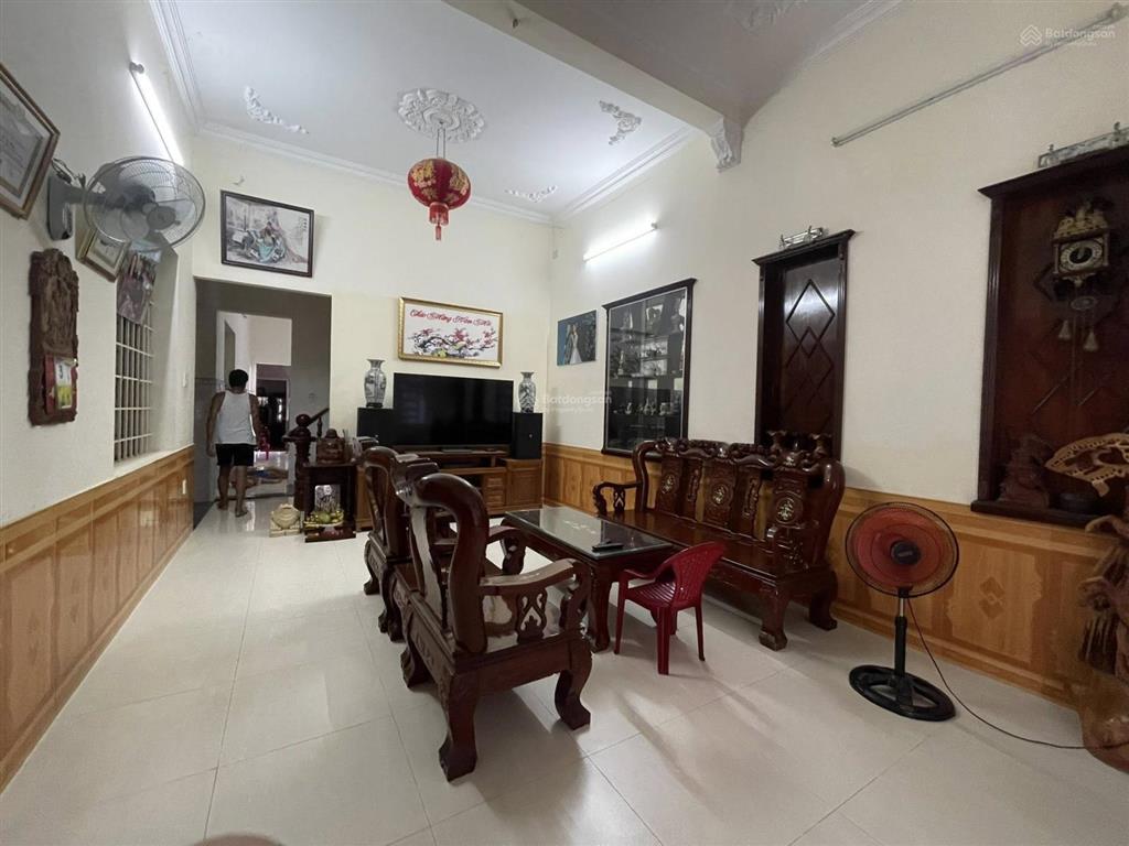 Chính chủ bán nhà 1t1l 1 tum mặt tiền đống đa dt 5.9x17.5=103m vị tri kinh doanh giá 11.5ty