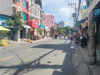 10,5 tỷ .( 60m2) .hxh 90 đường trần văn ơn hẻm 12m. q tân phú. dt 4x15m.