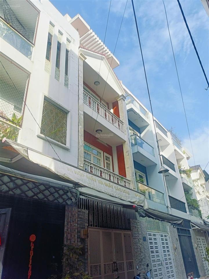 9,5 tỷ. hxh 6m thẳng, cách mặt tiền 20m đường gò dầu. q. tân phú. 4 tầng