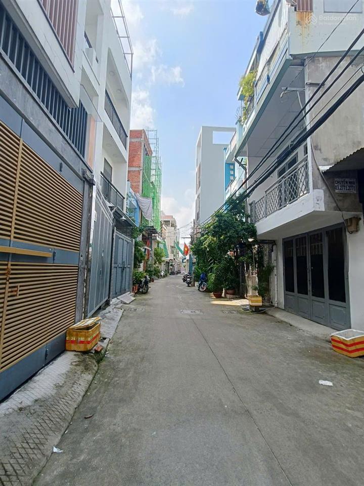(66m2. )hxh thẳng 5m đường gò dầu. q tân phú. dt 4x17m. nhà 4 tầng mới. giá 7,6 tỷ tl