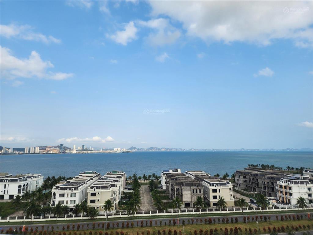 Bán đất biệt thự giá tốt đảo tuần châu  hạ long.