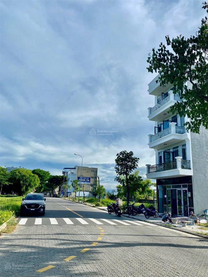 Chính chủ gởi bán đất nền shophouse view kênh khu đô thị fpt đà nẵng