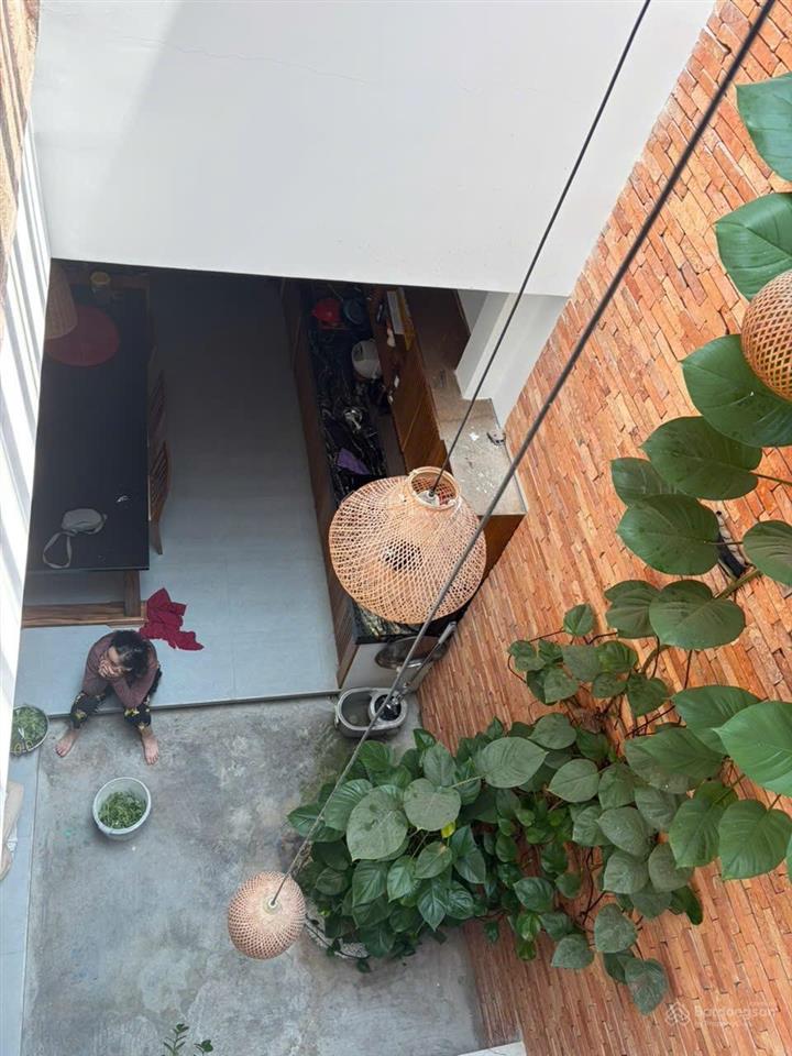 Chính chủ gởi bán nhà đẹp khu đô thị fpt