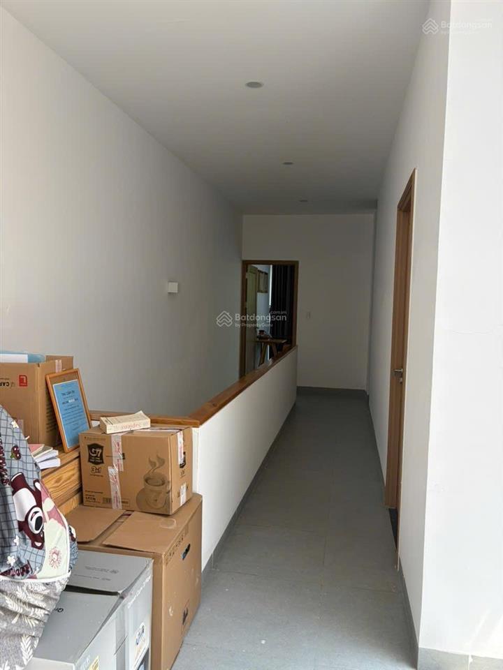 Chính chủ gởi bán nhà đẹp khu đô thị fpt