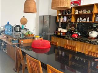 Chính chủ gởi bán nhà đẹp khu đô thị fpt