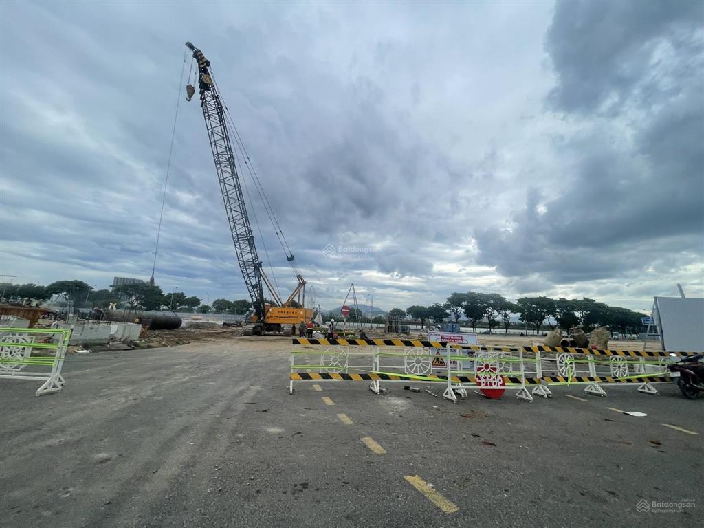 Bán lô đất hoài thanh, ngay khán đài pháo hoa