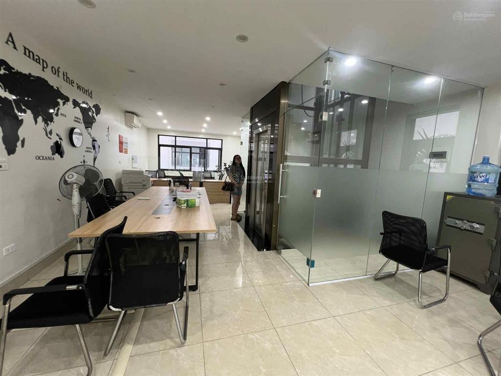 Cho thuê biệt thự vinhomes gardenia hàm nghi dt 95m2 x 5 tầng bàn giao đầy đủ cực đẹp