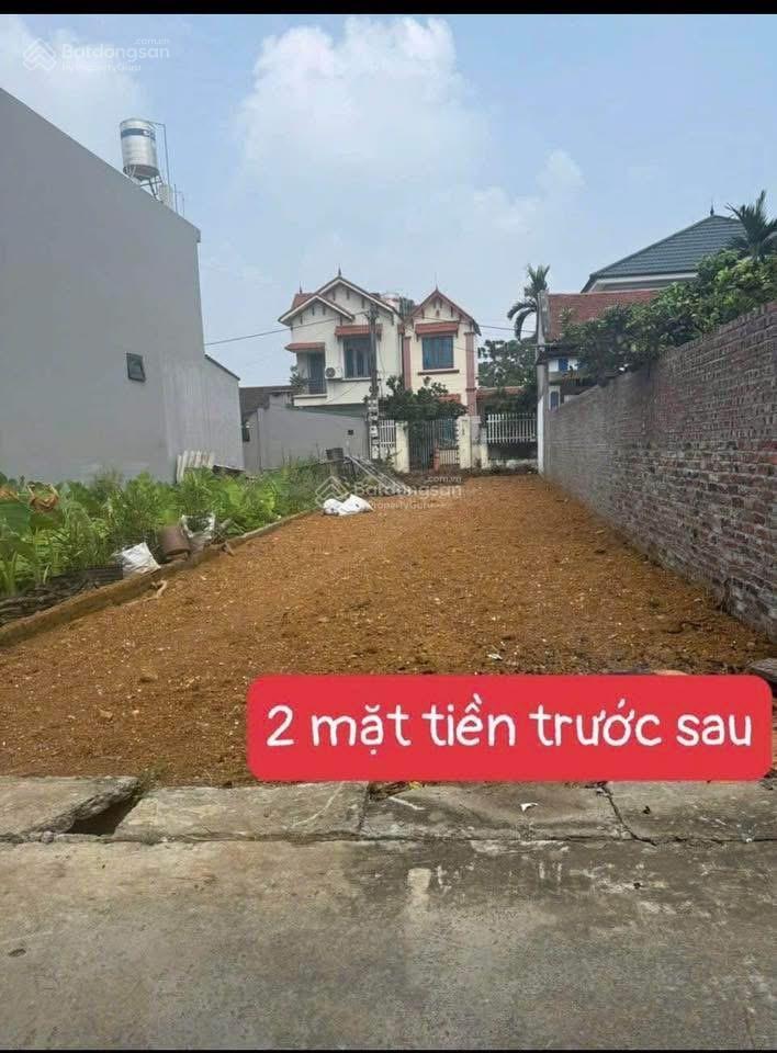 Bán lô đất 2 mặt tiền  full thổ cư vị trí đông thượng, xã phú cát, hà nội. diện tích 109m2