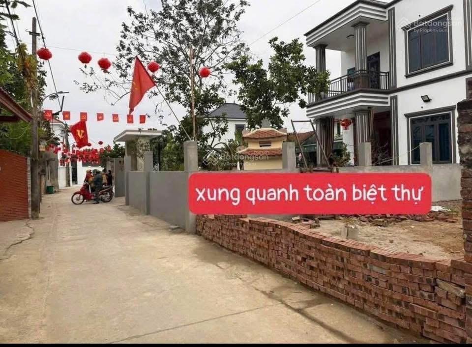 Bán lô đất 2 mặt tiền  full thổ cư vị trí đông thượng, xã phú cát, hà nội. diện tích 109m2