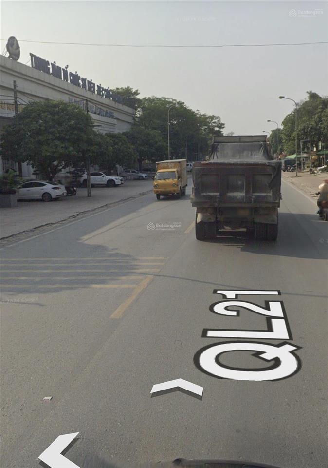 Bán đất mặt phố ql21a trung tâm xuân mai, dt 345m2 giá 29tr/m2, sổ hồng sẵn công chứng trong ngày