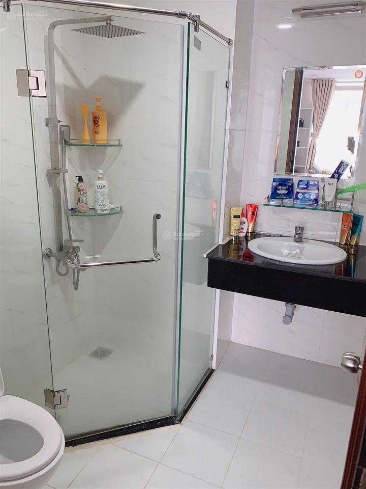 Chủ nhà bán gấp căn hộ giai việt 78m2 2phòng 2wc có nội thất 4tỷ2 sổ hồng chính chủ