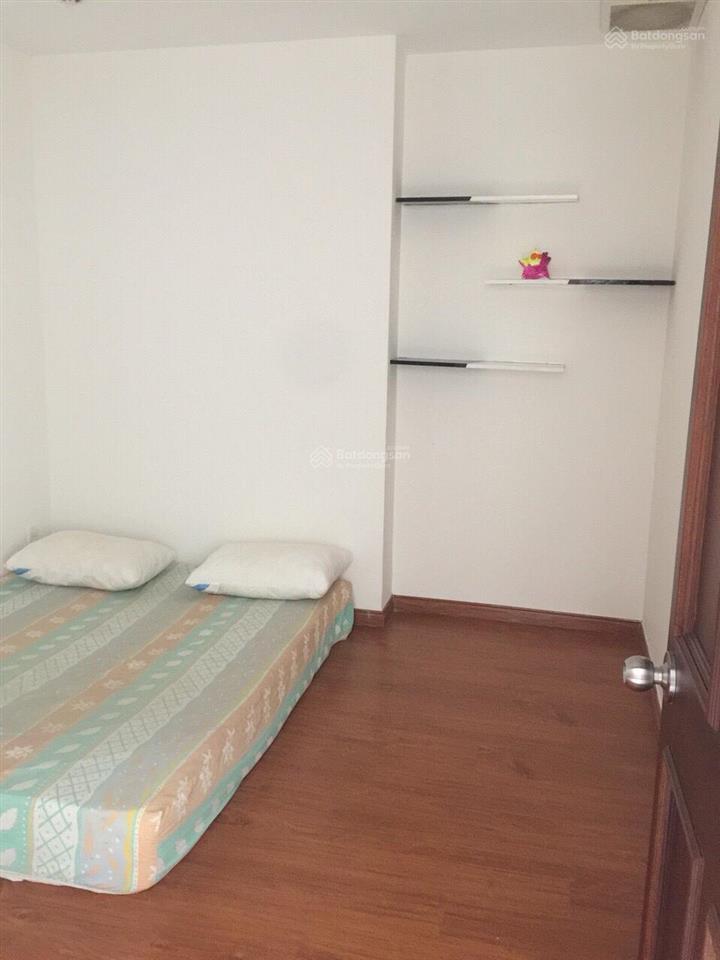 Chính chủ bán gấp căn hộ giai việt 78m2 2 phòng 2wc có sổ hồng chỉ 4tỷ3