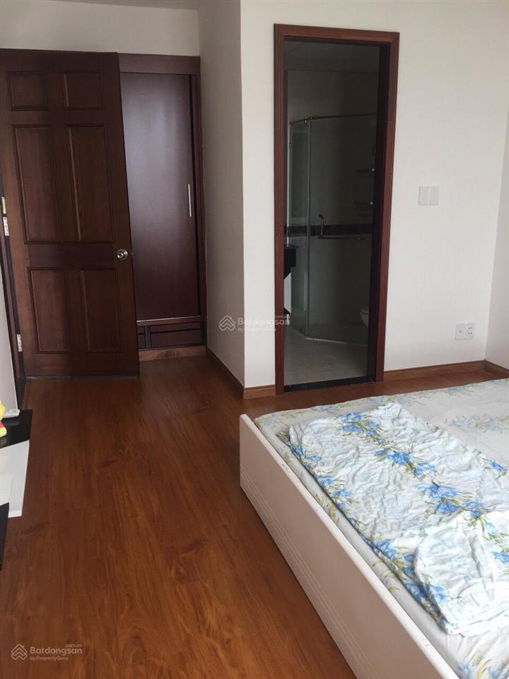 Chính chủ bán gấp căn hộ giai việt 78m2 2 phòng 2wc có sổ hồng chỉ 4tỷ3