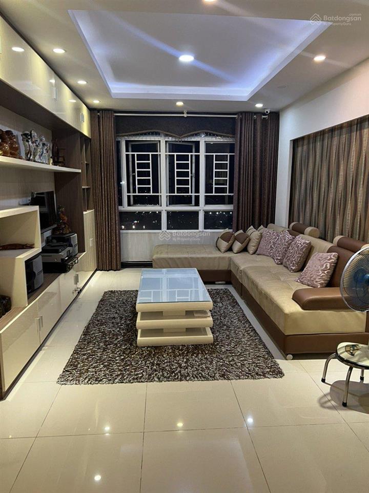 Giá rẻ cho thuê căn hộ giai việt 150m2, 3 phòng 2wc có nội thất 14triệu