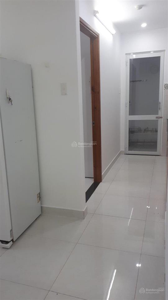 Giá rẻ cho thuê căn hộ bông sao 68m2 2 phòng đầy đủ nội thất chỉ 9triệu