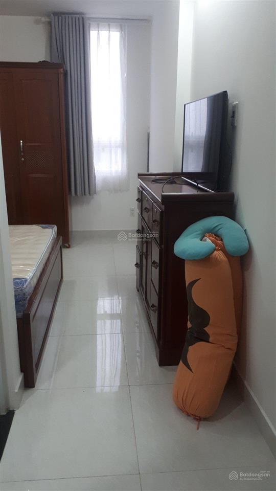Giá rẻ cho thuê căn hộ bông sao 68m2 2 phòng đầy đủ nội thất chỉ 9triệu