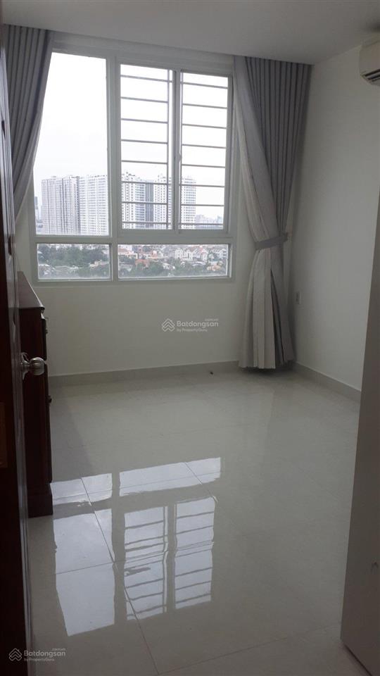 Giá rẻ cho thuê căn hộ bông sao 68m2 2 phòng đầy đủ nội thất chỉ 9triệu