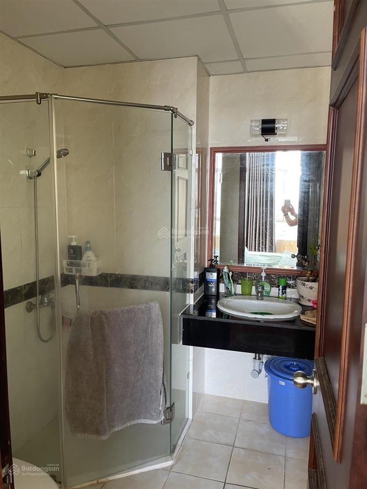 Giá rẻ cho thuê căn hộ giai việt 78m2 2phòng có nội thất 11triệu