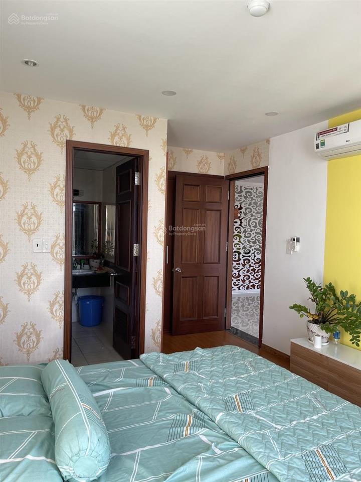 Giá rẻ cho thuê căn hộ giai việt 78m2 2phòng có nội thất 11triệu