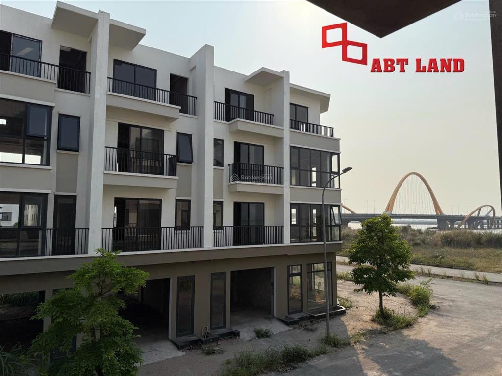 Bán căn flc quay trực diện mương. view vịnh cửa lục giá cực rẻ thời điểm hiện tại