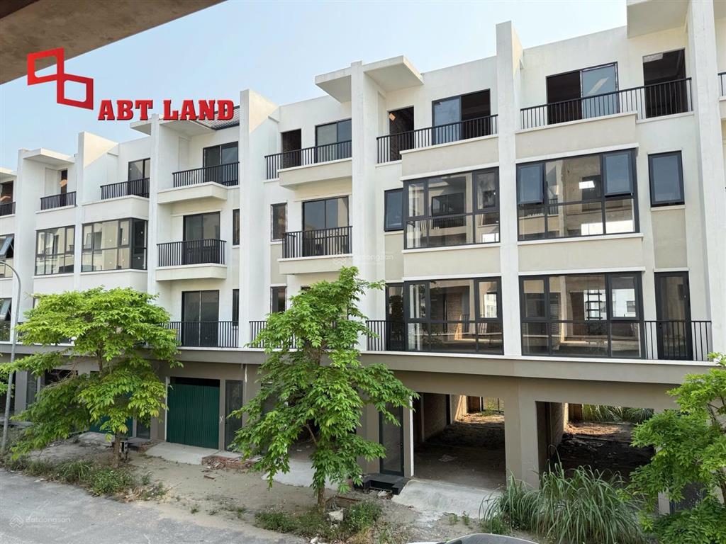 Bán căn flc quay trực diện mương. view vịnh cửa lục giá cực rẻ thời điểm hiện tại