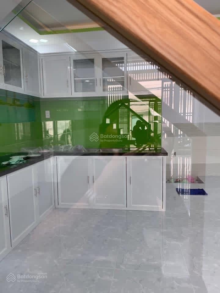 Nhà 1 xẹt lê văn quới hẻm rộng rãi xe hơi