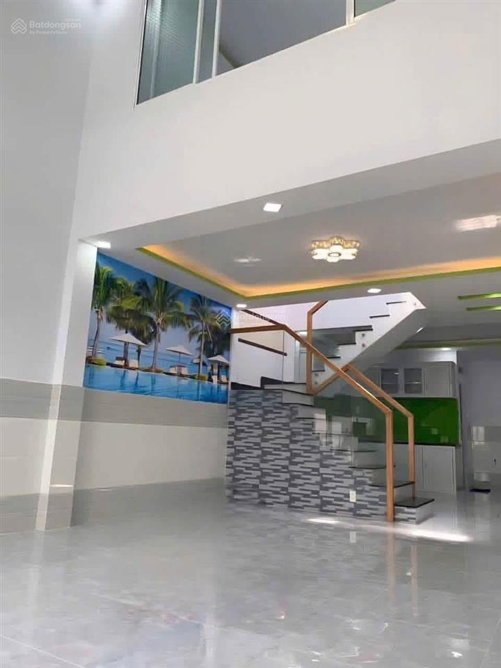 Nhà 1 xẹt lê văn quới hẻm rộng rãi xe hơi