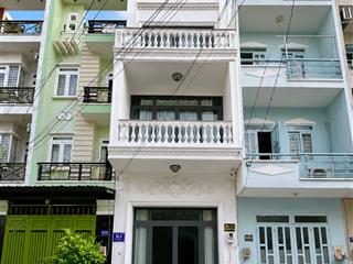 Nhà đẹp giáp khu tên lửa hẻm xe hơi