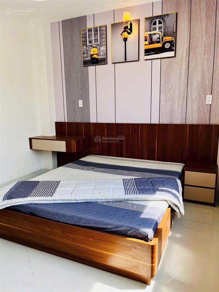 Nhà giáp khu tên lửa mới ở liền hẻm xe hơi