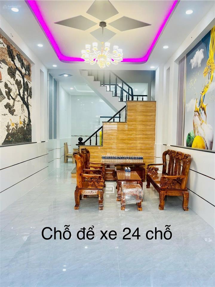 Nhà giáp khu tên lửa mới ở liền hẻm xe hơi