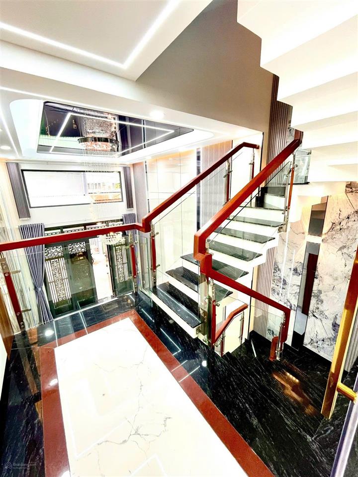 Nhà mới ở ngay đường mã lò hoa hồng 1%