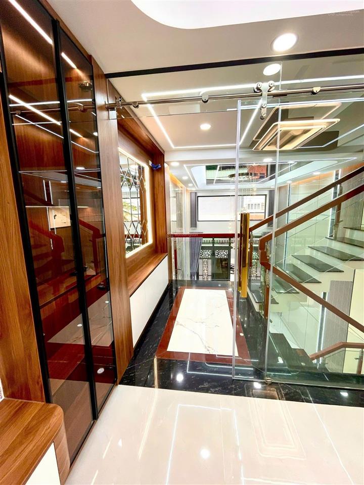 Nhà mới ở ngay đường mã lò hoa hồng 1%