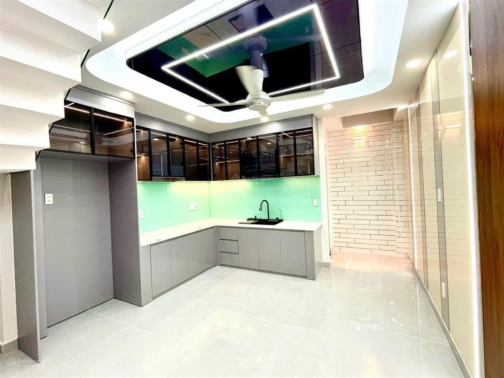 Nhà mới ở ngay đường mã lò hoa hồng 1%