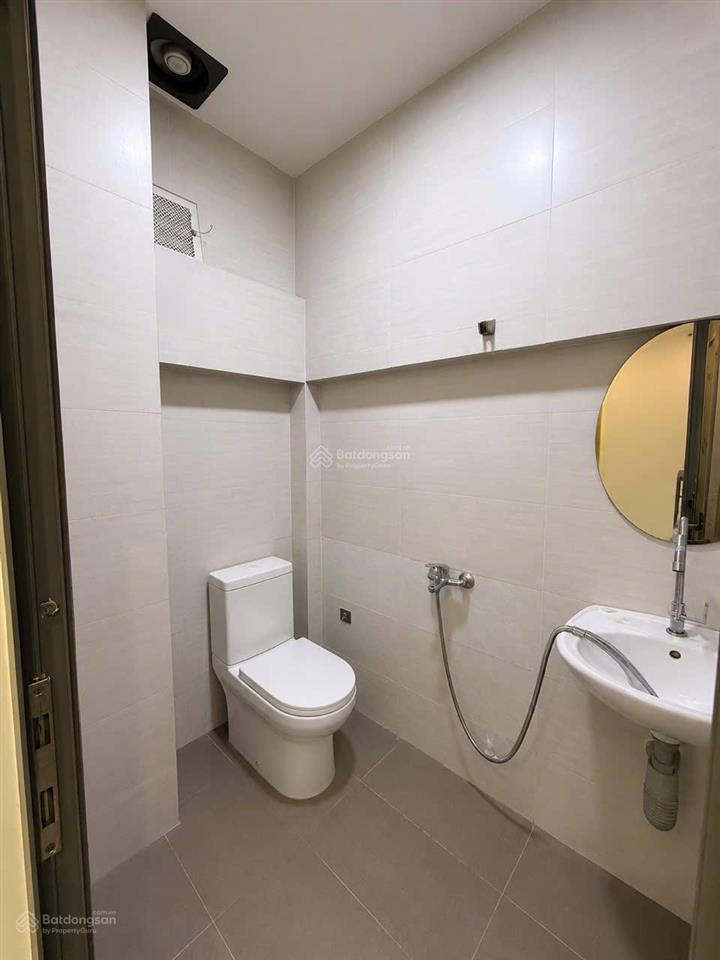 Nhà đẹp hẻm xe hơi ở ngay giáp quận 6